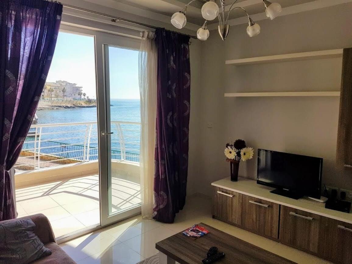 Riviera Holiday Apartments - Seafront - Wifi Marsaskala Habitación foto